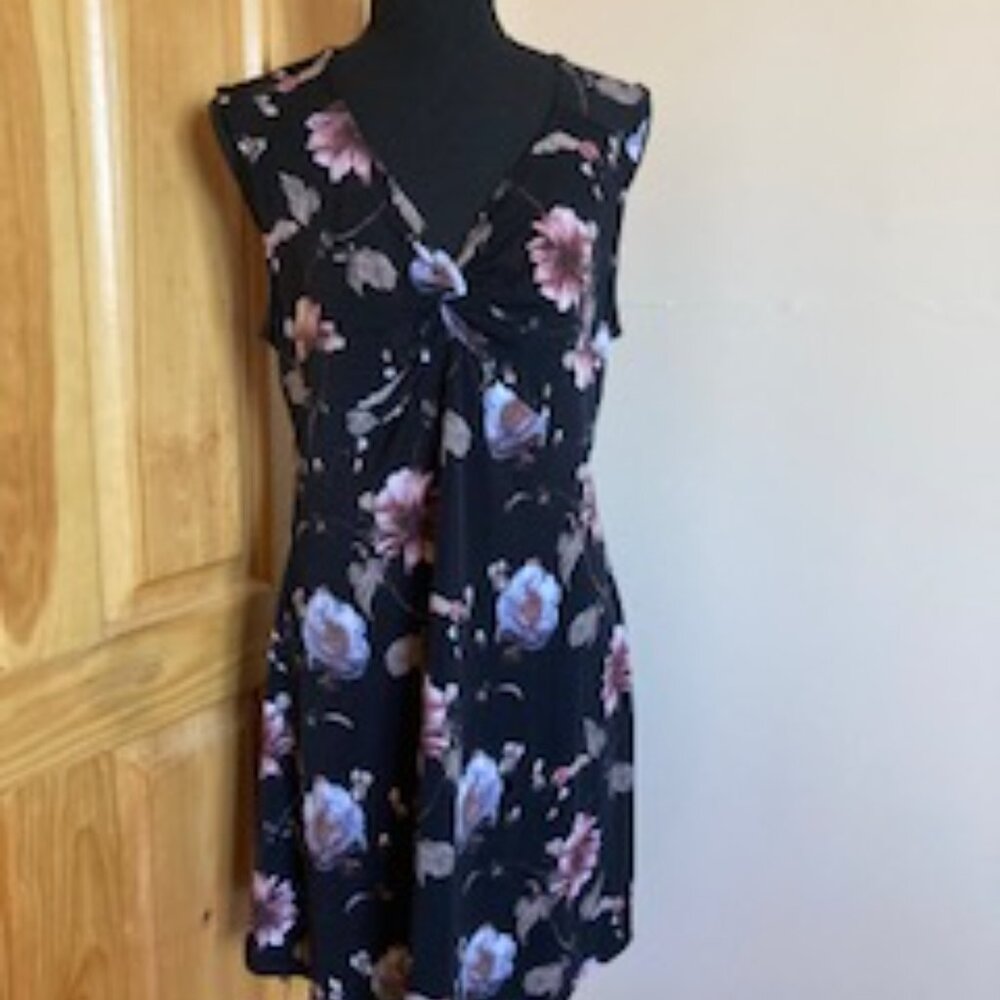 Short Flowery eclipse dress